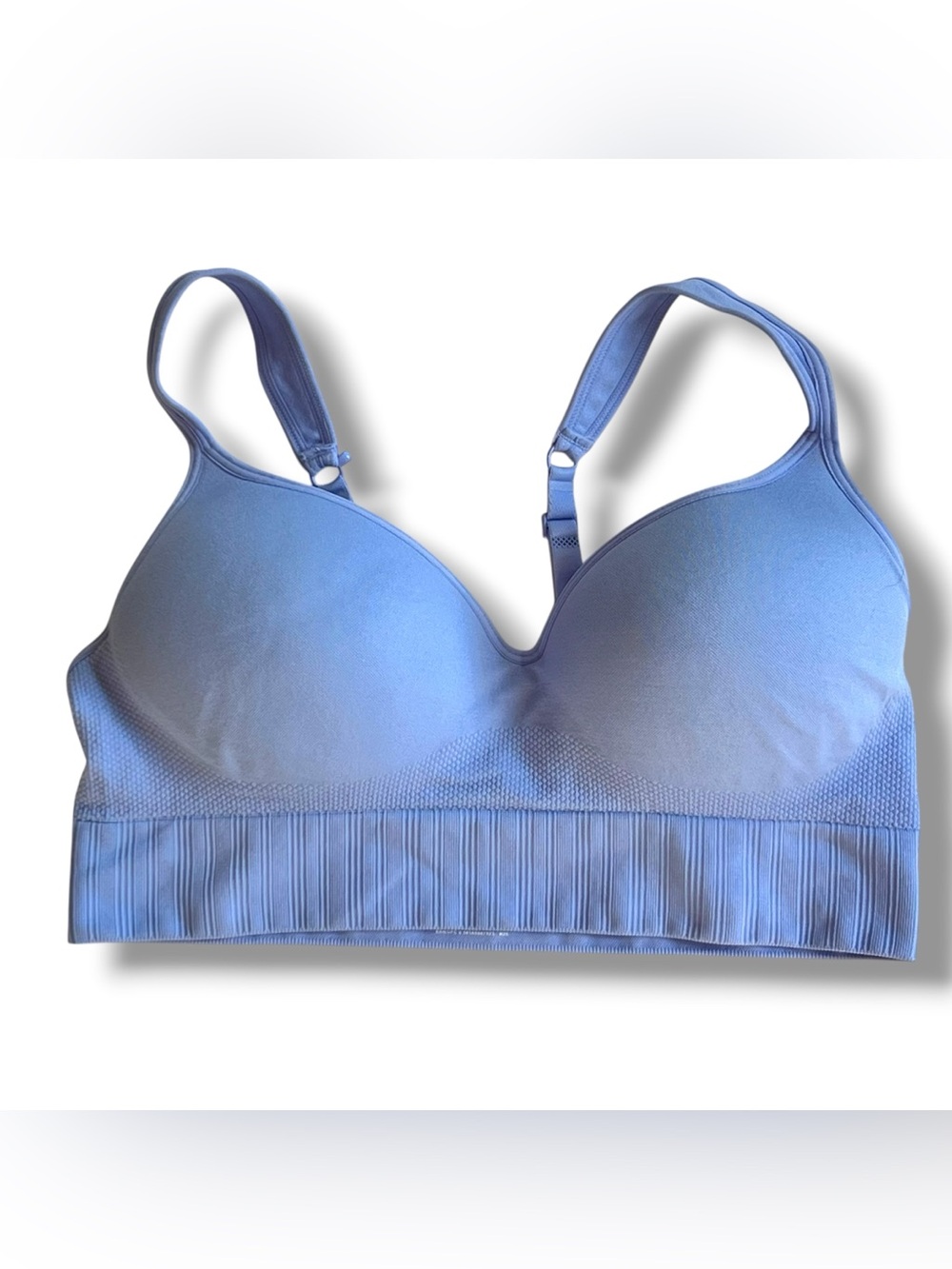 Avia Seamless Wireless Sports Bra Womens Size M Blue Low Support Racerback